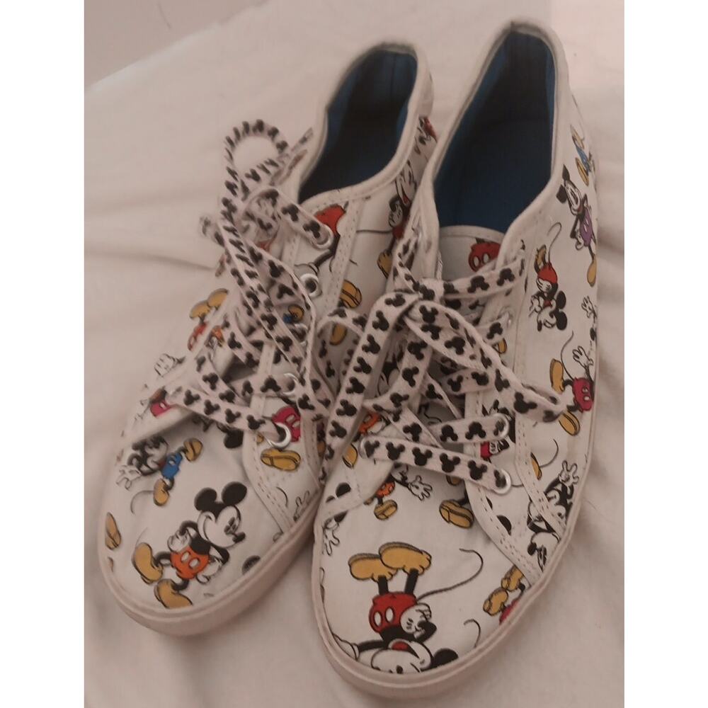 Disney Women's 10 Mickey Mouse Canvas Sneakers Multicolor Round Toe Low Top